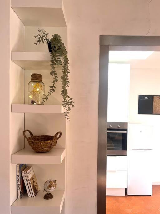 Appartement A Pied Du Centre Avec Place De Parking Arles Exterior foto